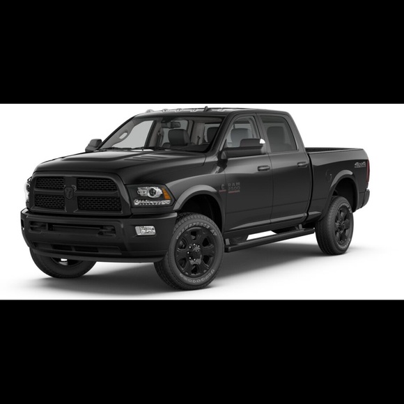 Meet your Posher, Janet - Picture 4 of 6